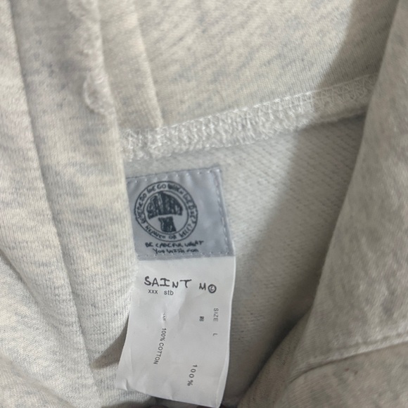 Emotionally Unavailable - Picture 2 of 6